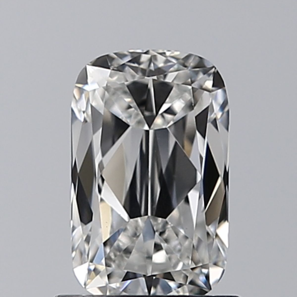 0.91 ct lab-grown Cushion modified Diamond