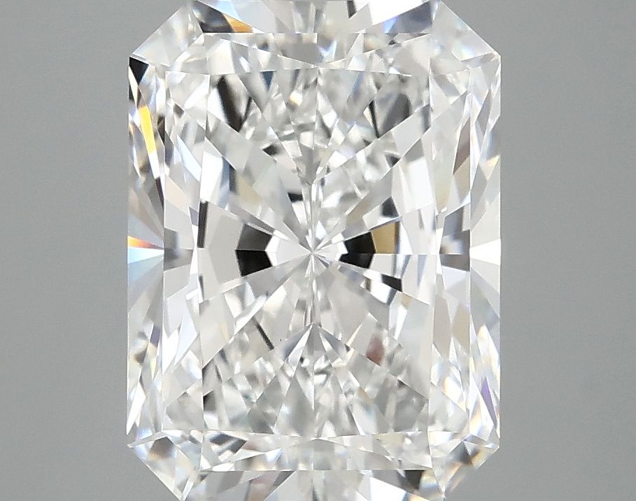 4.03 ct. radiant Lab Grown Diamond front image