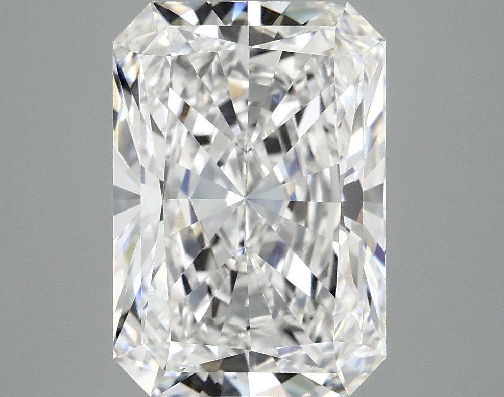 4.18 ct. radiant Lab Grown Diamond front image