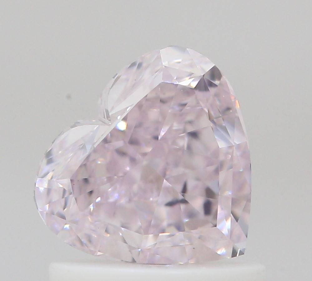 1.02 ct Heart diamond