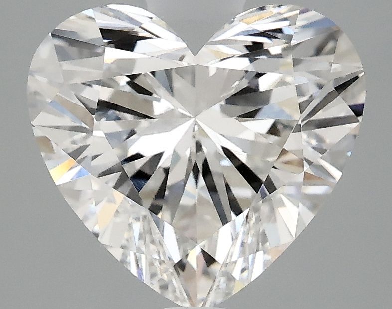 3.08 carat f VVS2 EX Cut IGI heart diamond