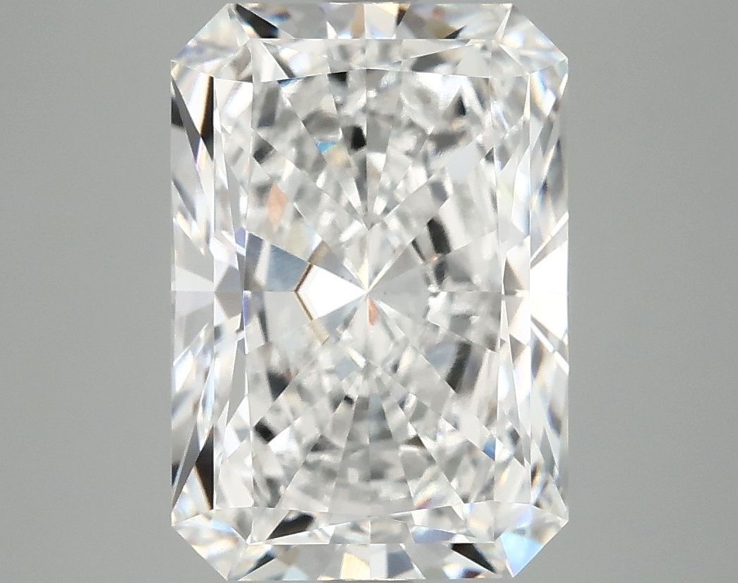 5.09 ct. radiant Lab Grown Diamond front image