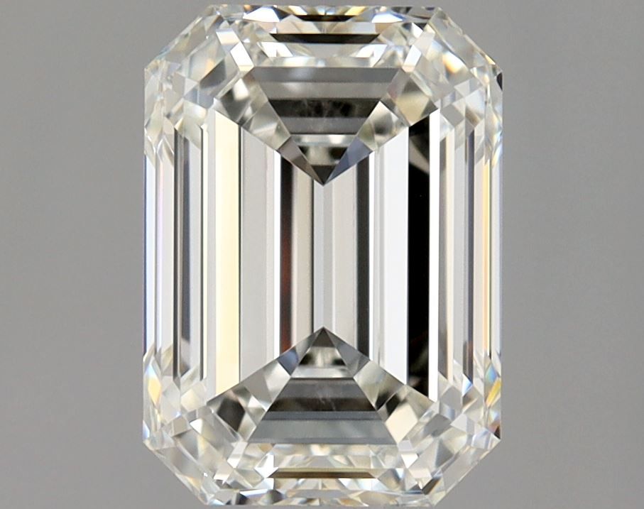 1.80 ct Emerald diamond