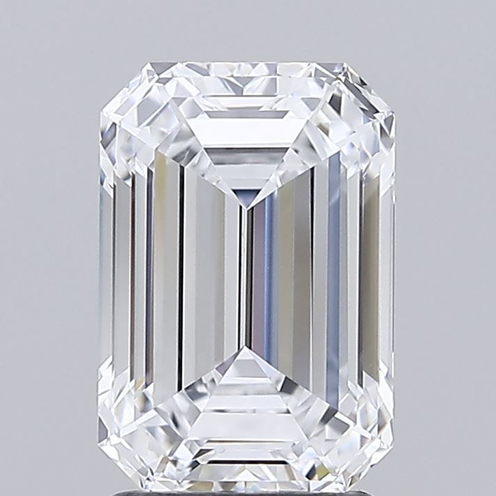 2.54 ct. emerald Lab Grown Diamond front image