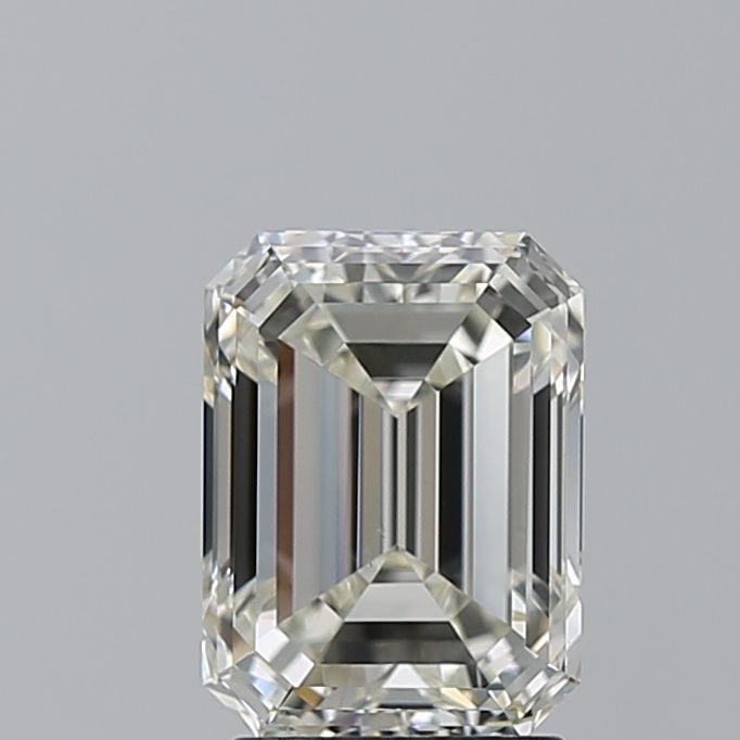 2.52 ct Emerald diamond