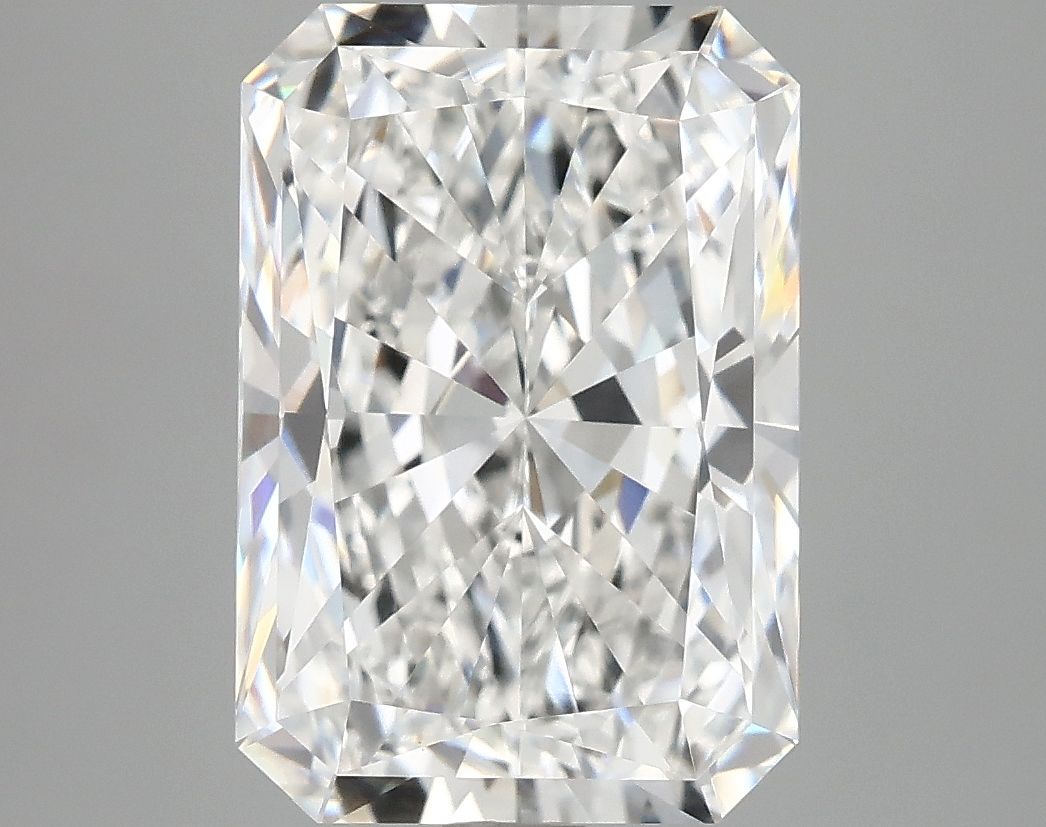 4.18 ct. radiant Lab Grown Diamond front image