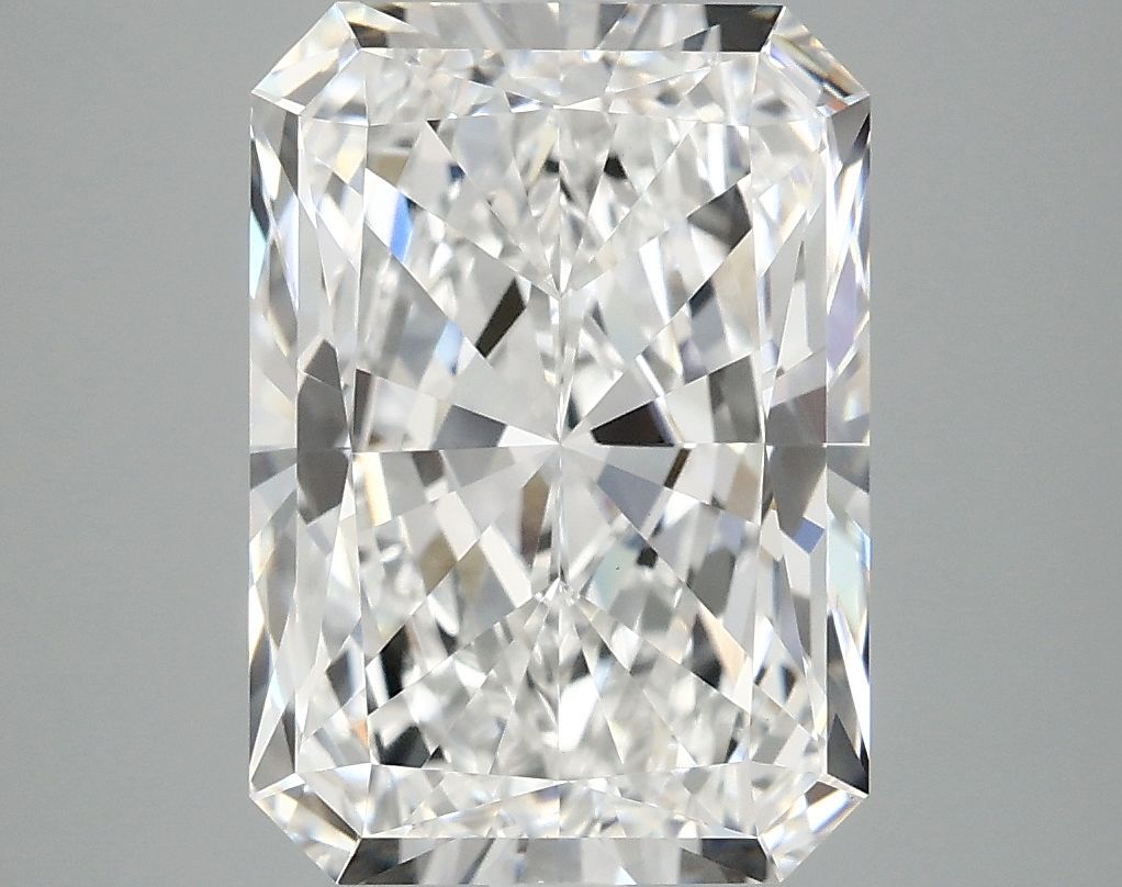 4.85 ct. radiant Lab Grown Diamond front image