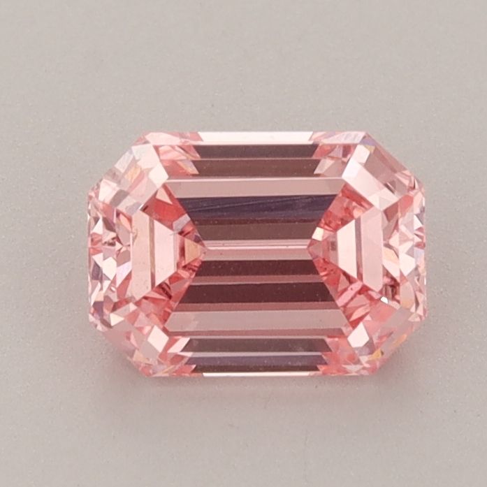 0.99 ct. emerald Lab Grown Diamond front image