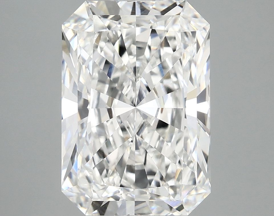 3.81 ct. radiant Lab Grown Diamond front image