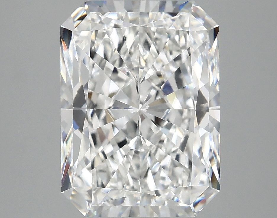3.72 ct. radiant Lab Grown Diamond front image