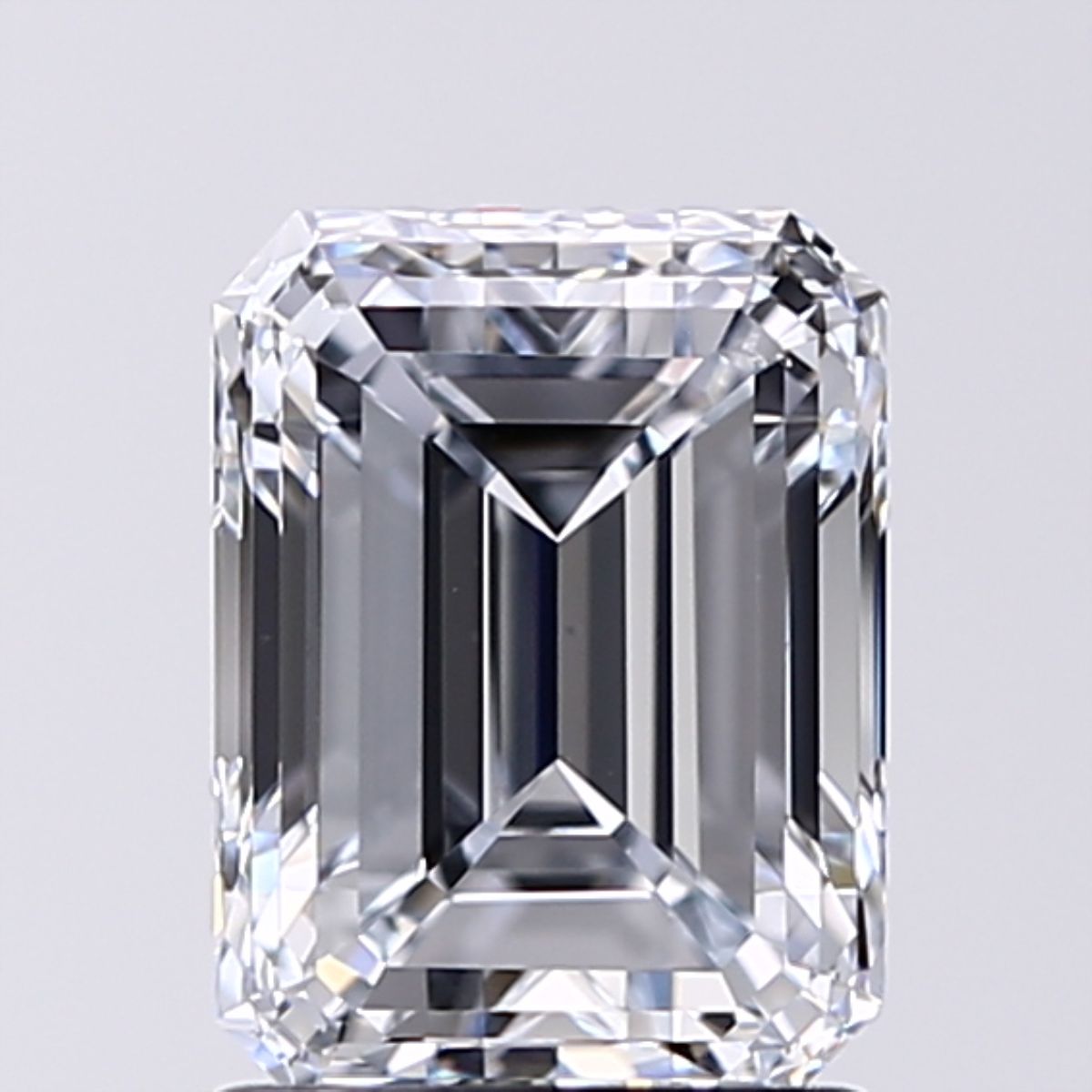 1.50 ct. emerald Lab Grown Diamond front image