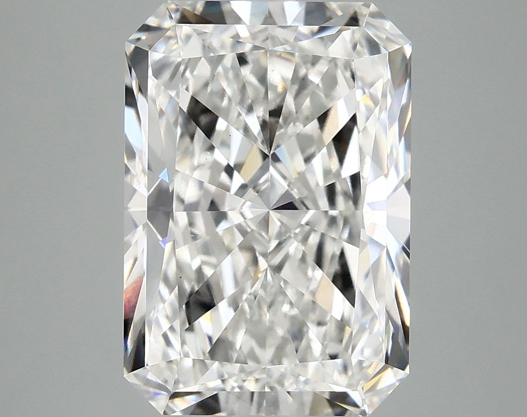 5.01 ct. radiant Lab Grown Diamond front image
