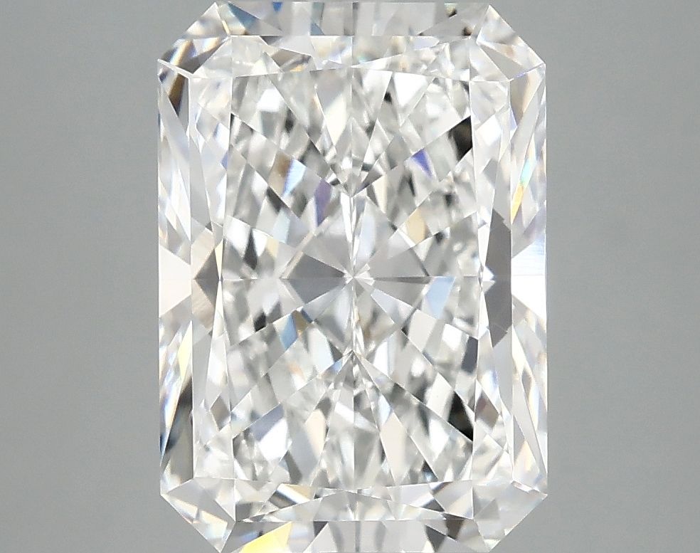 4.02 ct. radiant Lab Grown Diamond front image