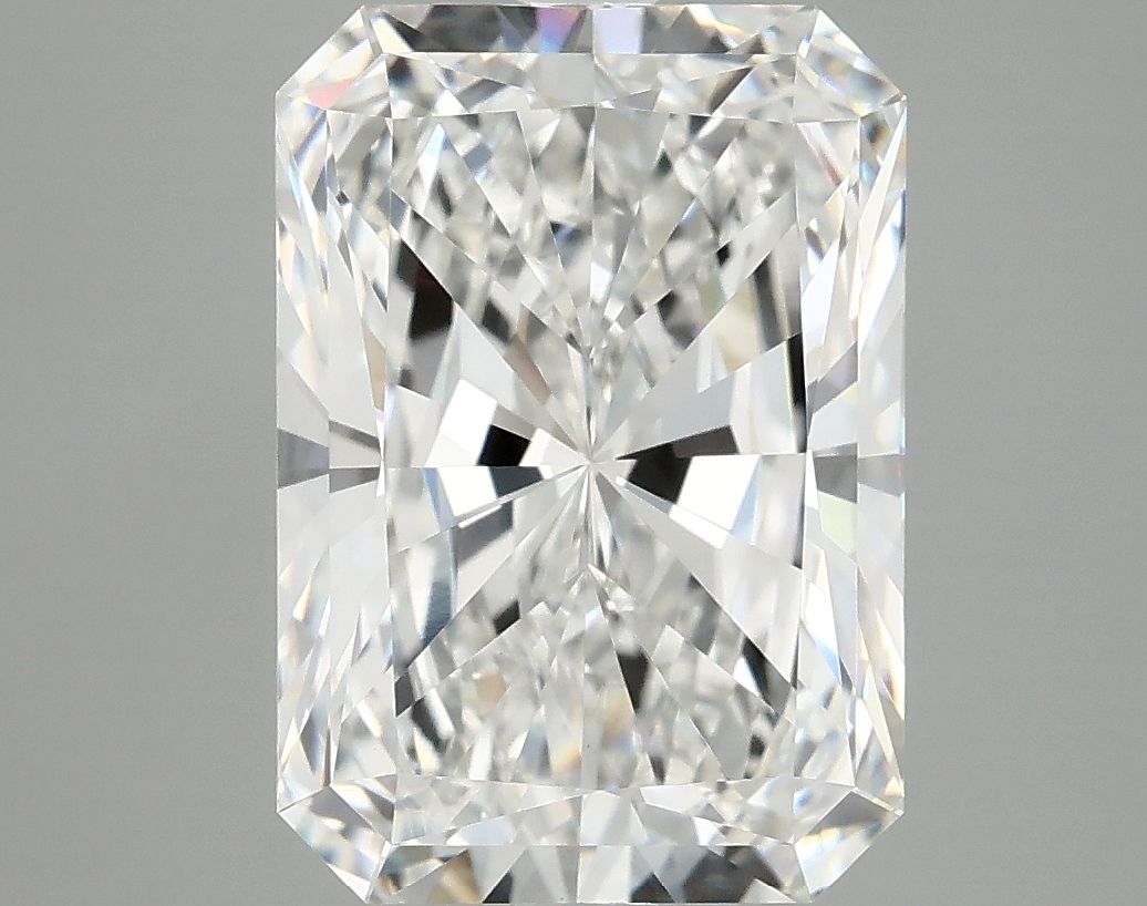 4.96 ct. radiant Lab Grown Diamond front image