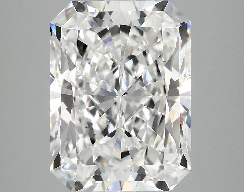 4.90 ct. radiant Lab Grown Diamond front image