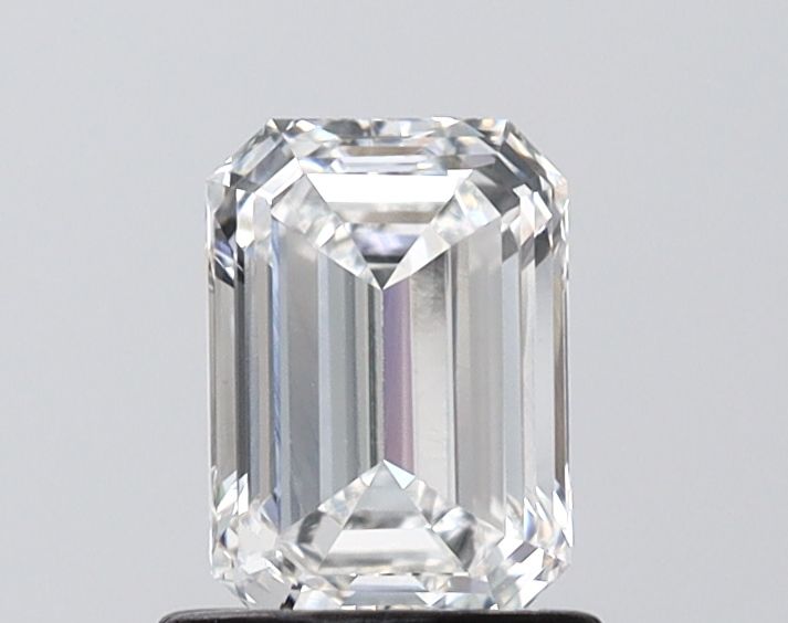 1.01 ct. emerald Lab Grown Diamond front image