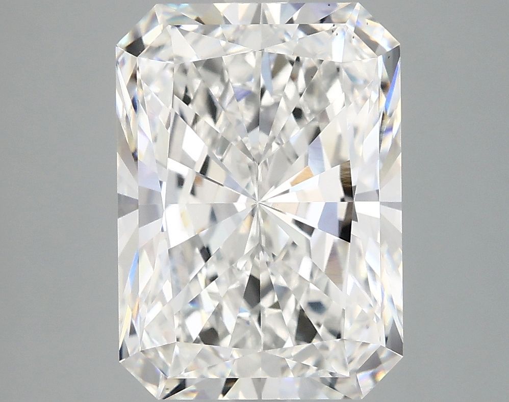 4.94 ct. radiant Lab Grown Diamond front image