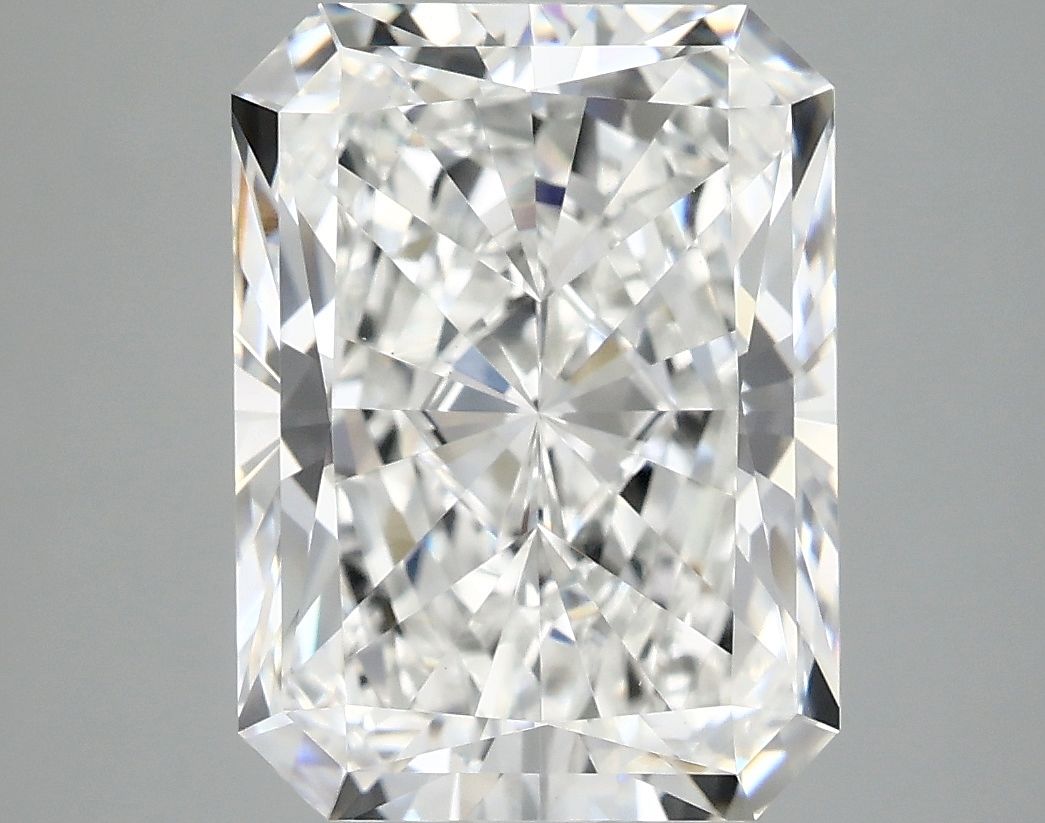 5.02 ct. radiant Lab Grown Diamond front image