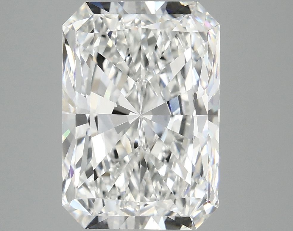 3.95 ct. radiant Lab Grown Diamond front image