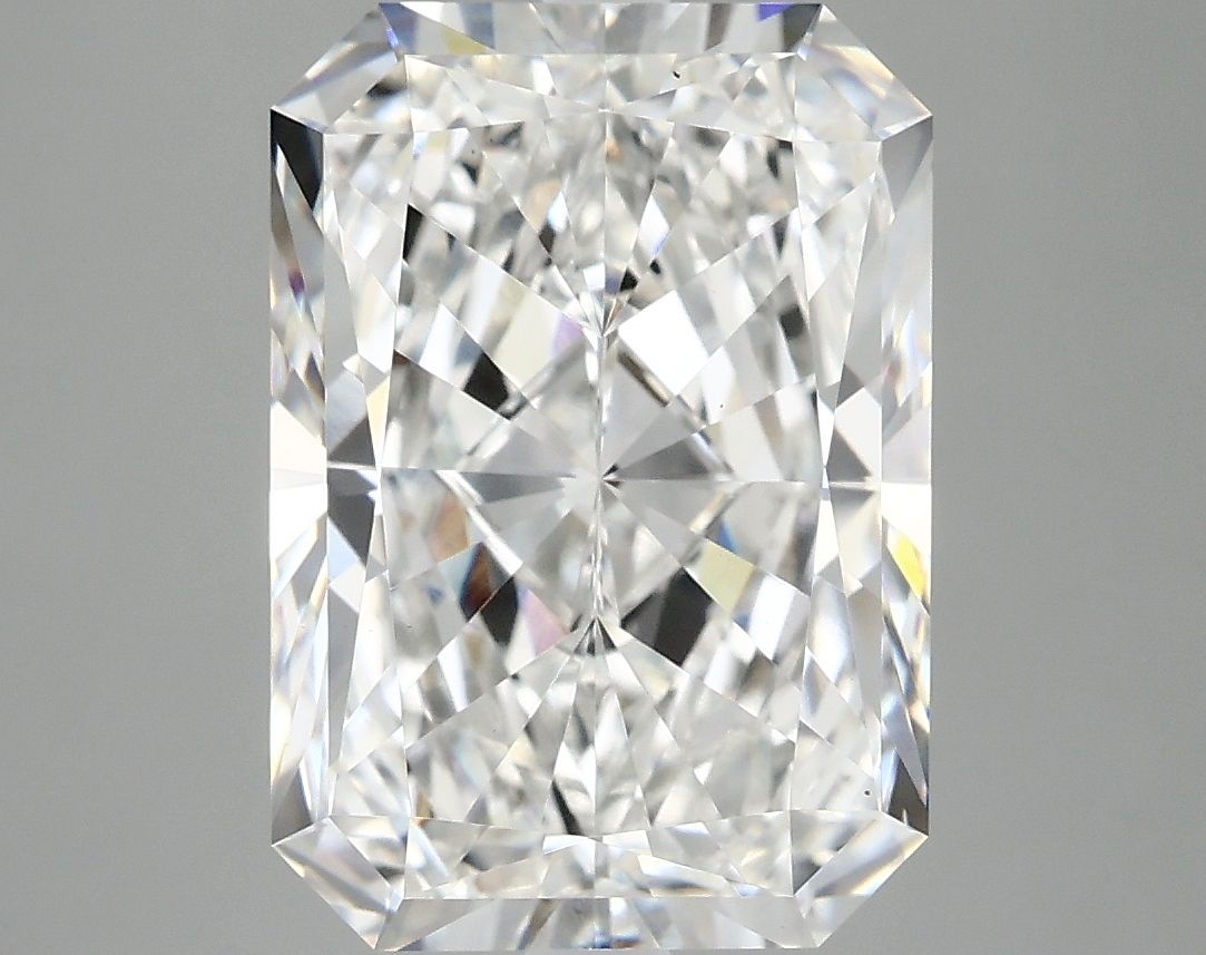 5.08 ct. radiant Lab Grown Diamond front image