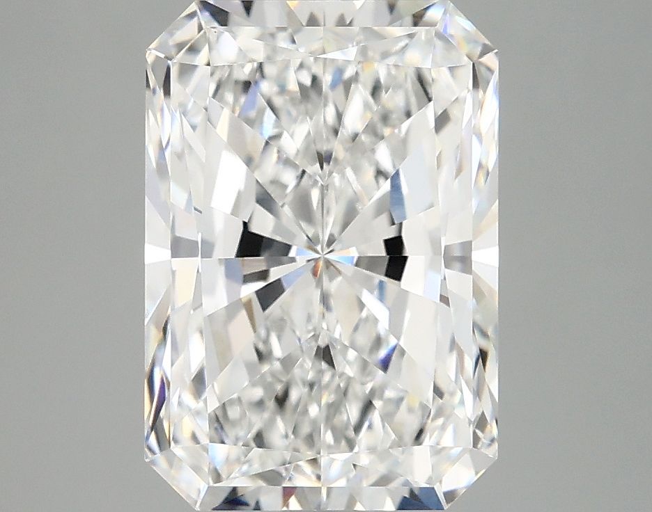 3.76 ct. radiant Lab Grown Diamond front image