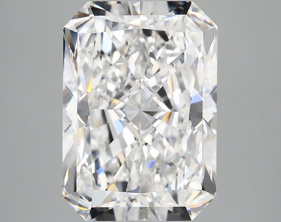 4.18 ct. radiant Lab Grown Diamond front image