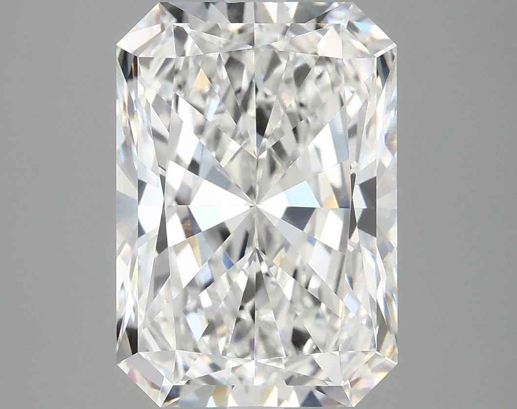 5.08 ct. radiant Lab Grown Diamond front image