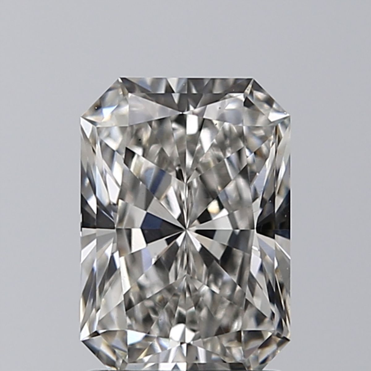 1.52 ct. radiant Lab Grown Diamond front image