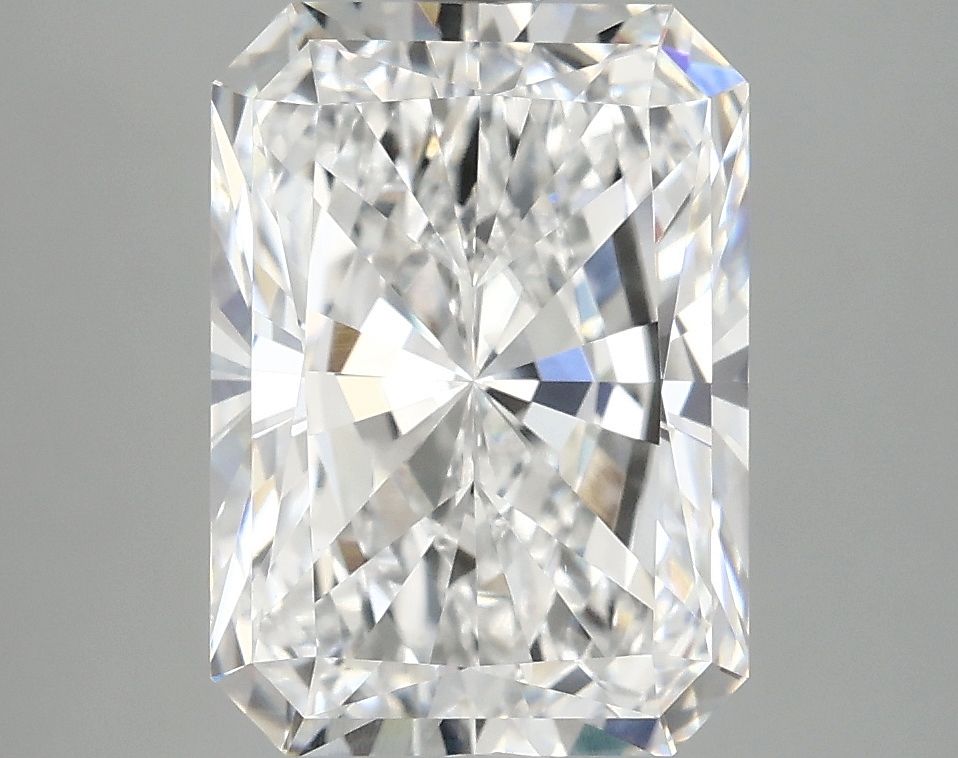 4.17 ct. radiant Lab Grown Diamond front image