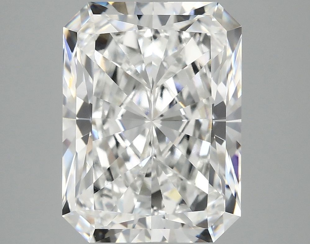 4.93 ct. radiant Lab Grown Diamond front image