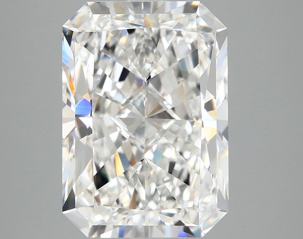 4.97 ct. radiant Lab Grown Diamond front image