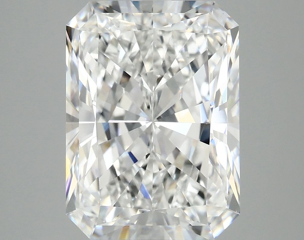 4.86 ct. radiant Lab Grown Diamond front image