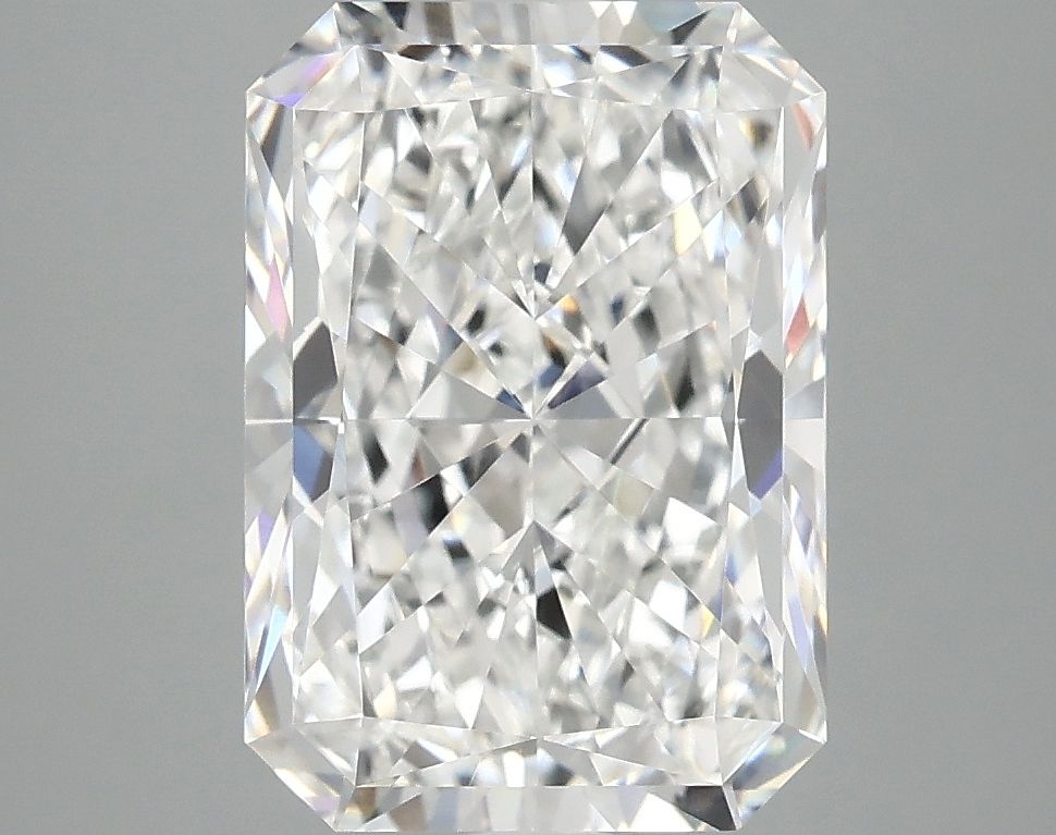 4.03 ct. radiant Lab Grown Diamond front image