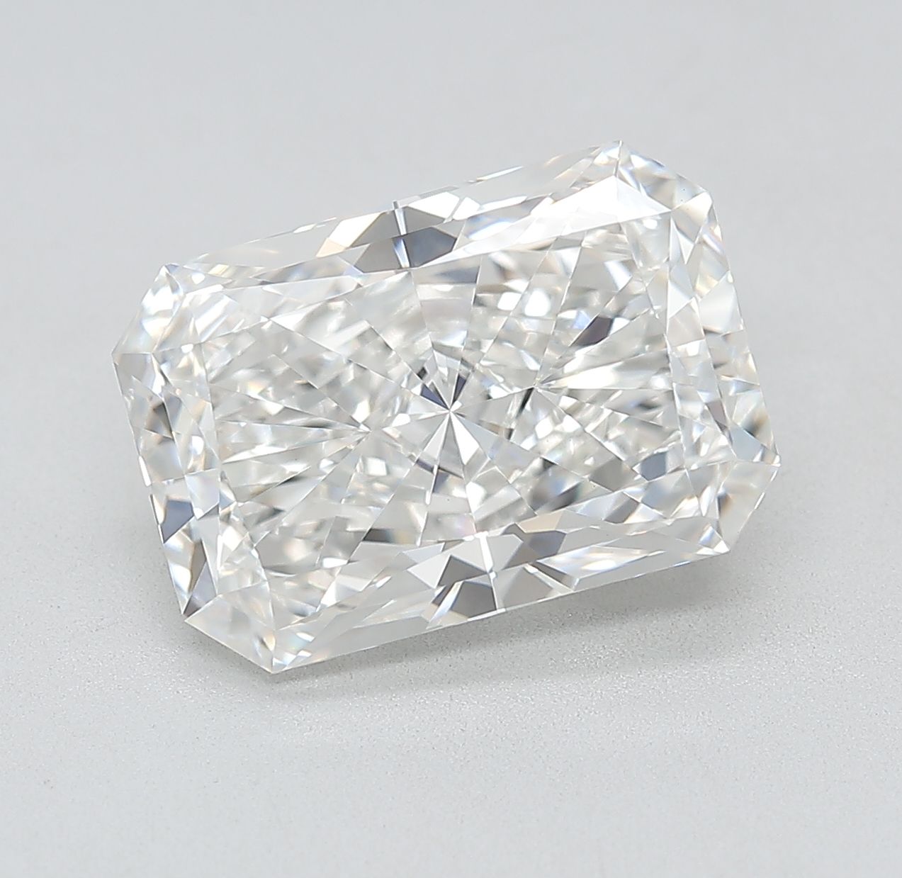 5.08 ct. radiant Lab Grown Diamond front image