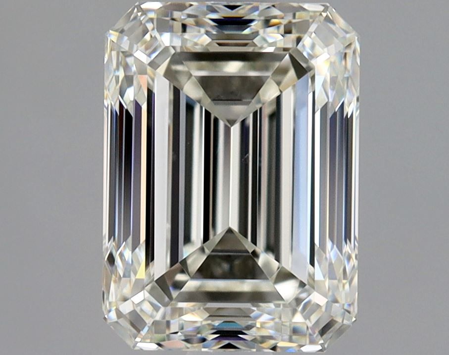 2.02 ct Emerald diamond