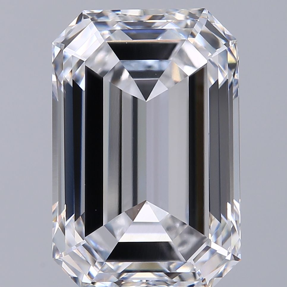 4.28 ct. emerald Lab Grown Diamond front image