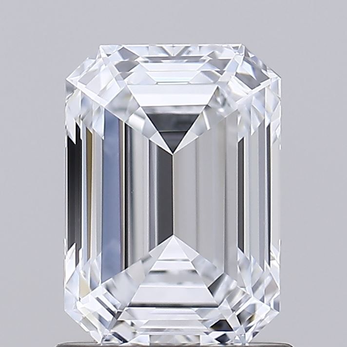 1.36 ct. emerald Lab Grown Diamond front image