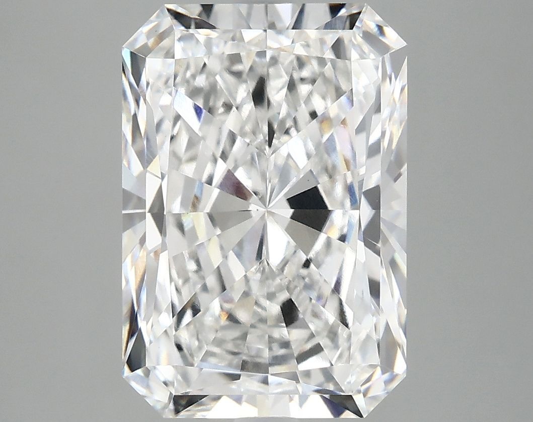 5.07 ct. radiant Lab Grown Diamond front image