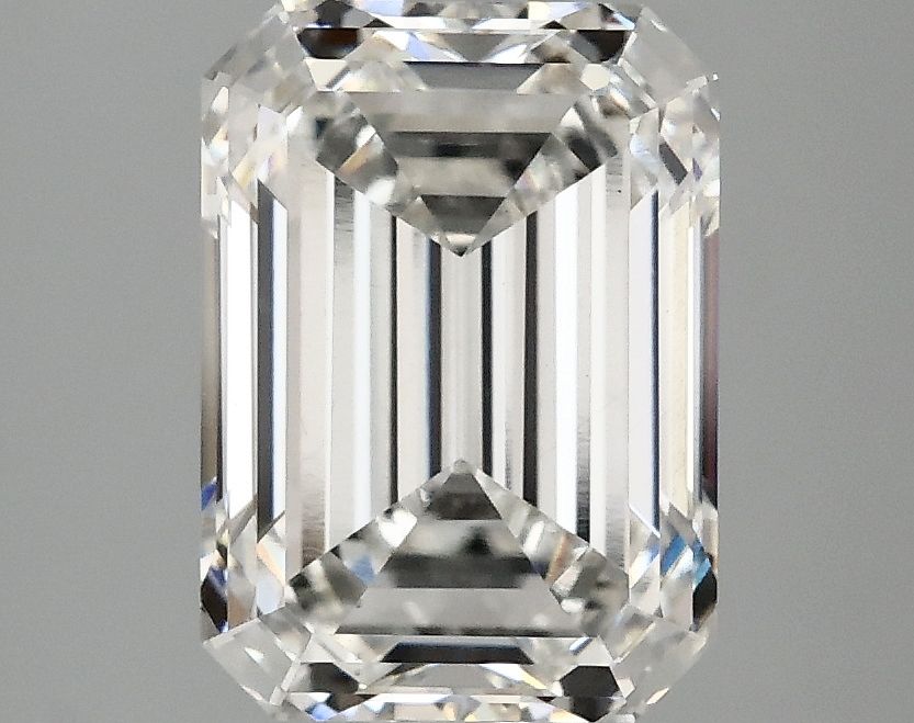 3.10 ct. emerald Lab Grown Diamond front image