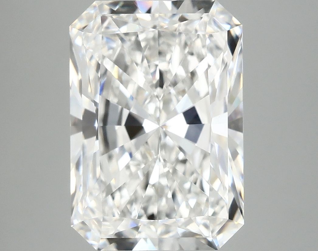 4.85 ct. radiant Lab Grown Diamond front image