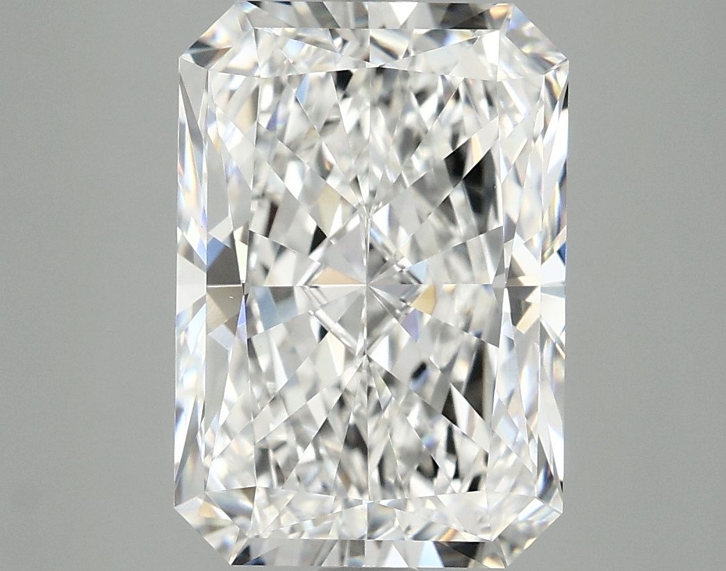 4.86 ct. radiant Lab Grown Diamond front image