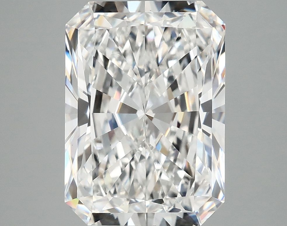 4.90 ct. radiant Lab Grown Diamond front image