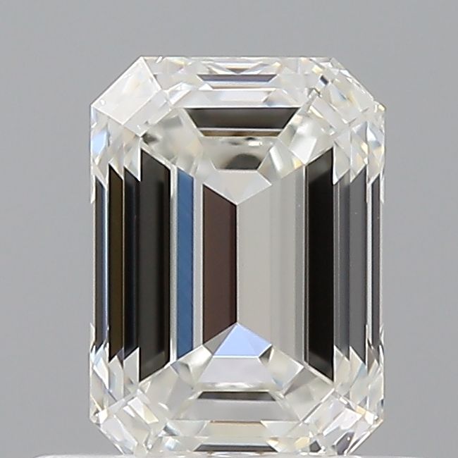 0.70 ct Emerald diamond