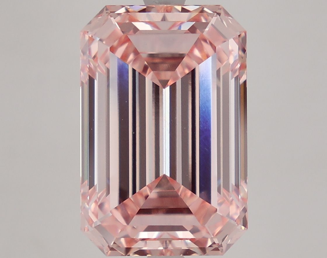 7.33 ct. emerald Lab Grown Diamond front image