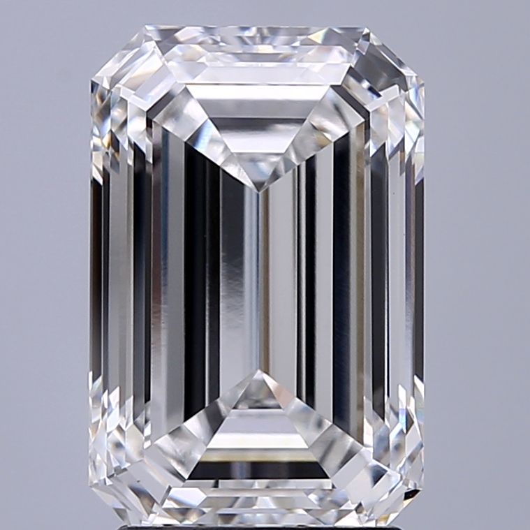 3.10 ct. emerald Lab Grown Diamond front image
