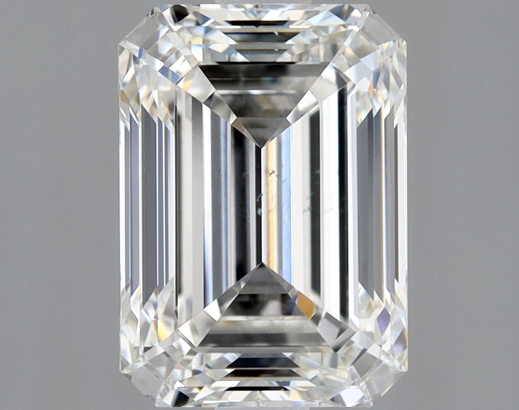 2.01 ct Emerald diamond