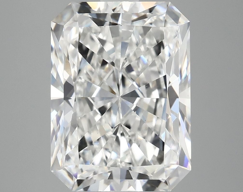 4.93 ct. radiant Lab Grown Diamond front image