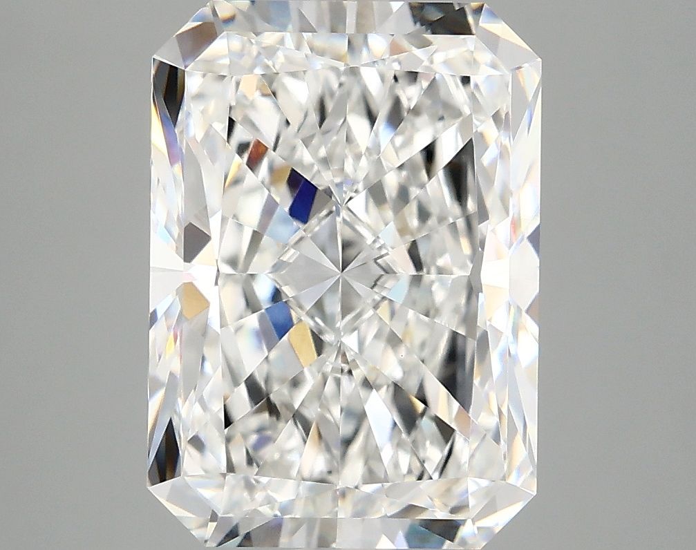 4.99 ct. radiant Lab Grown Diamond front image