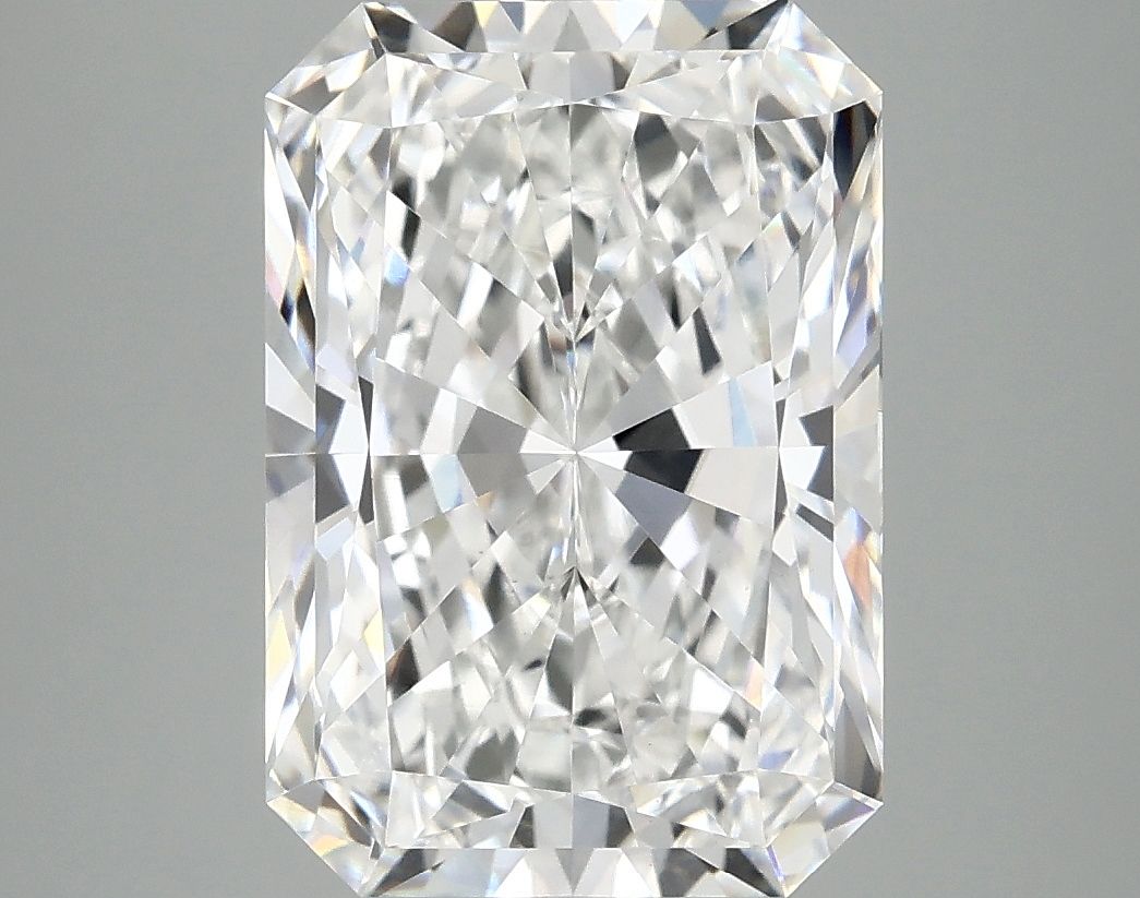4.98 ct. radiant Lab Grown Diamond front image