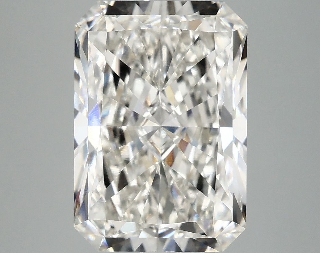 4.77 ct. radiant Lab Grown Diamond front image